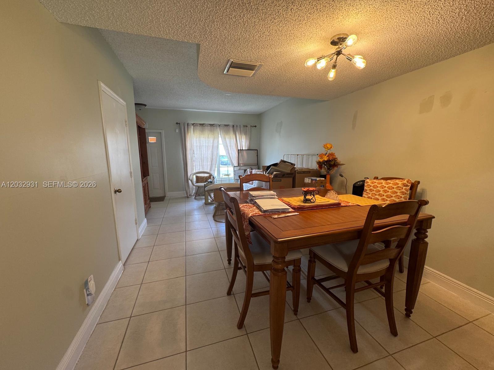 16682 Hemingway Dr, Weston FL 33326 photo 5