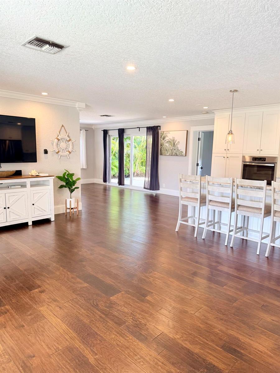 401 SE 3rd Terrace, Deerfield Beach FL 33441 photo 4