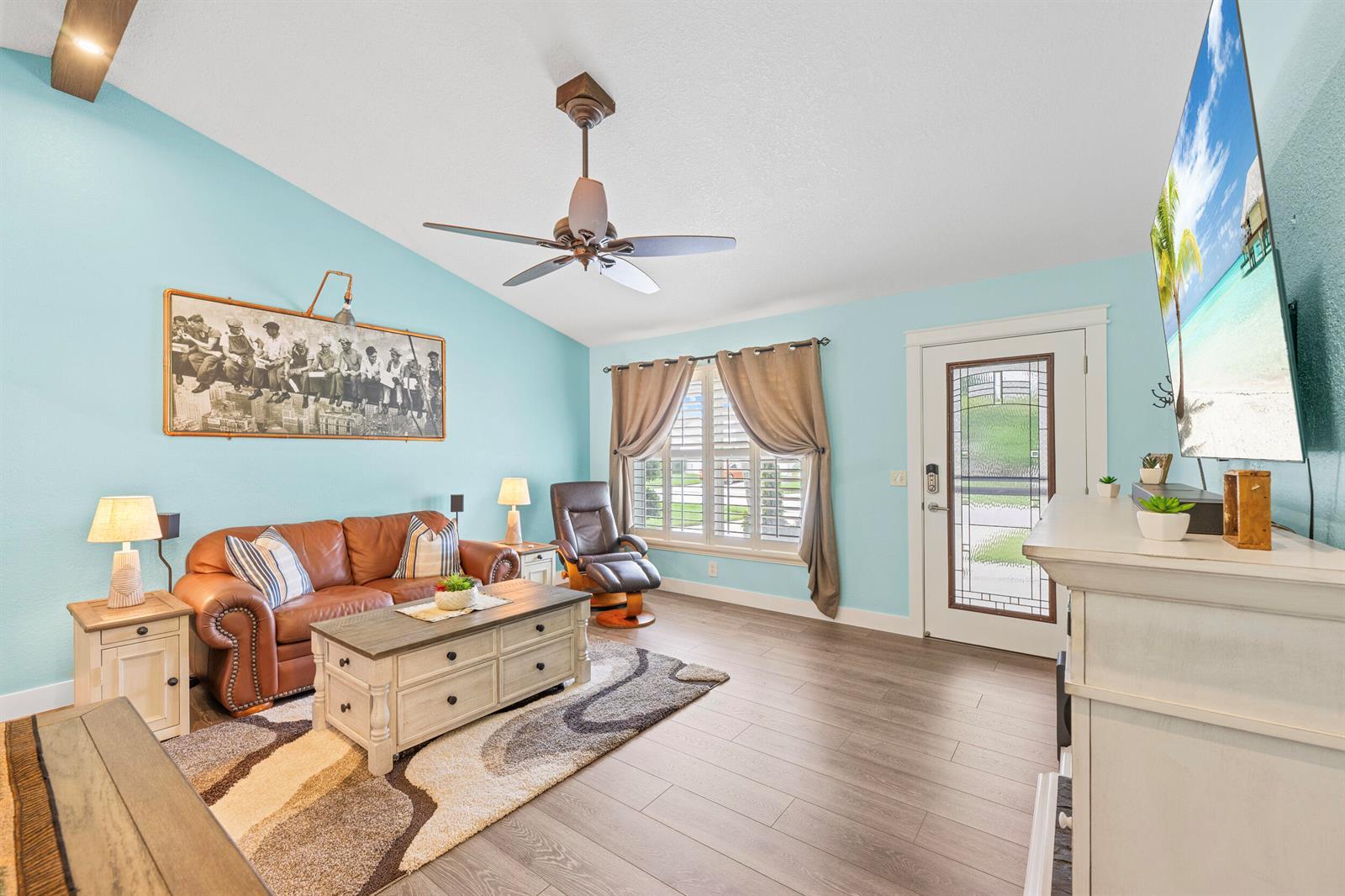 128 Banyan Circle, Jupiter FL 33458 photo 2