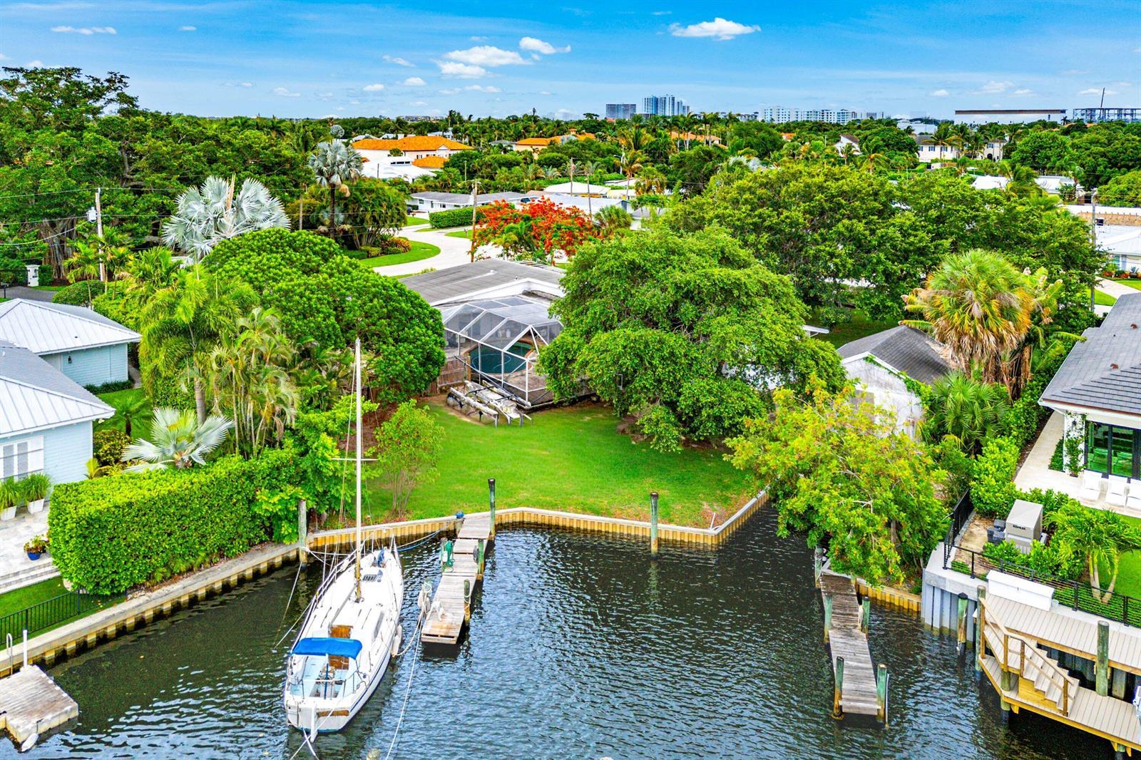 12019 N Edgewater Drive, West Palm Beach FL 33410