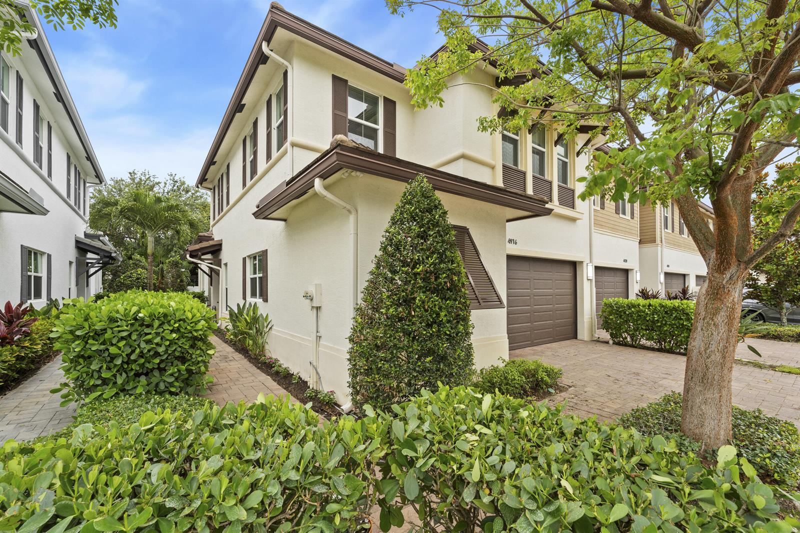 4916 Pointe Midtown Way, Palm Beach Gardens FL 33418 photo 2