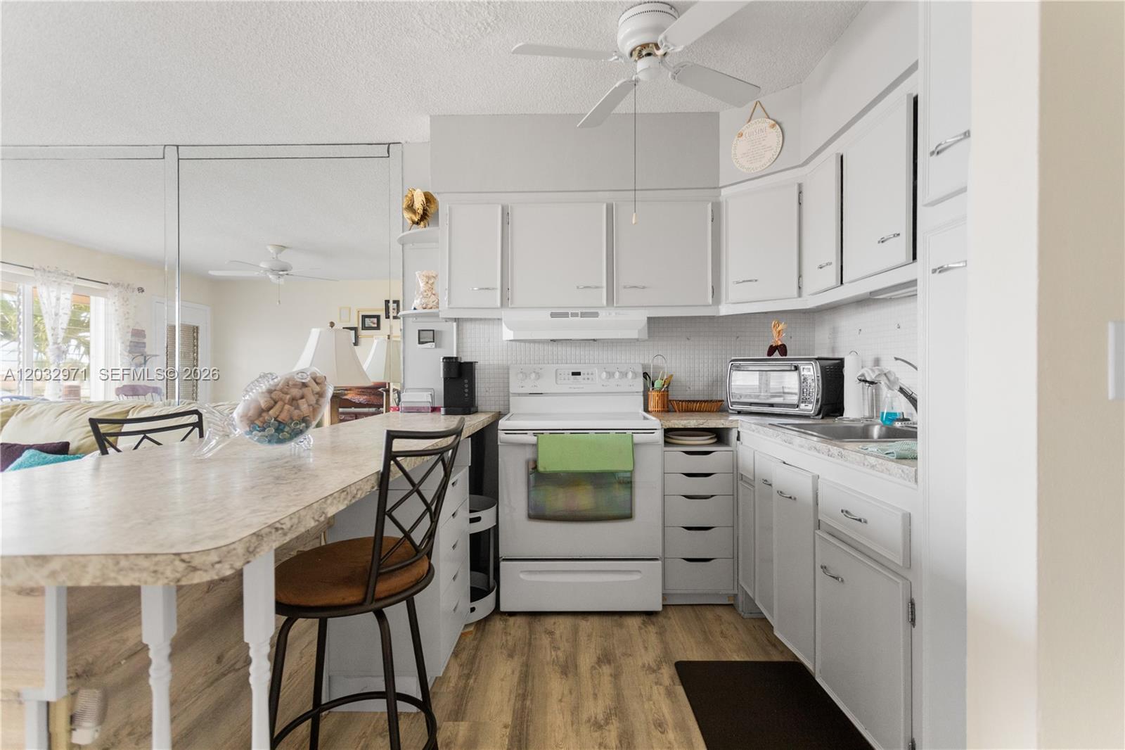 725 SW 11th Ave # 12, Hallandale Beach FL 33009 photo 5
