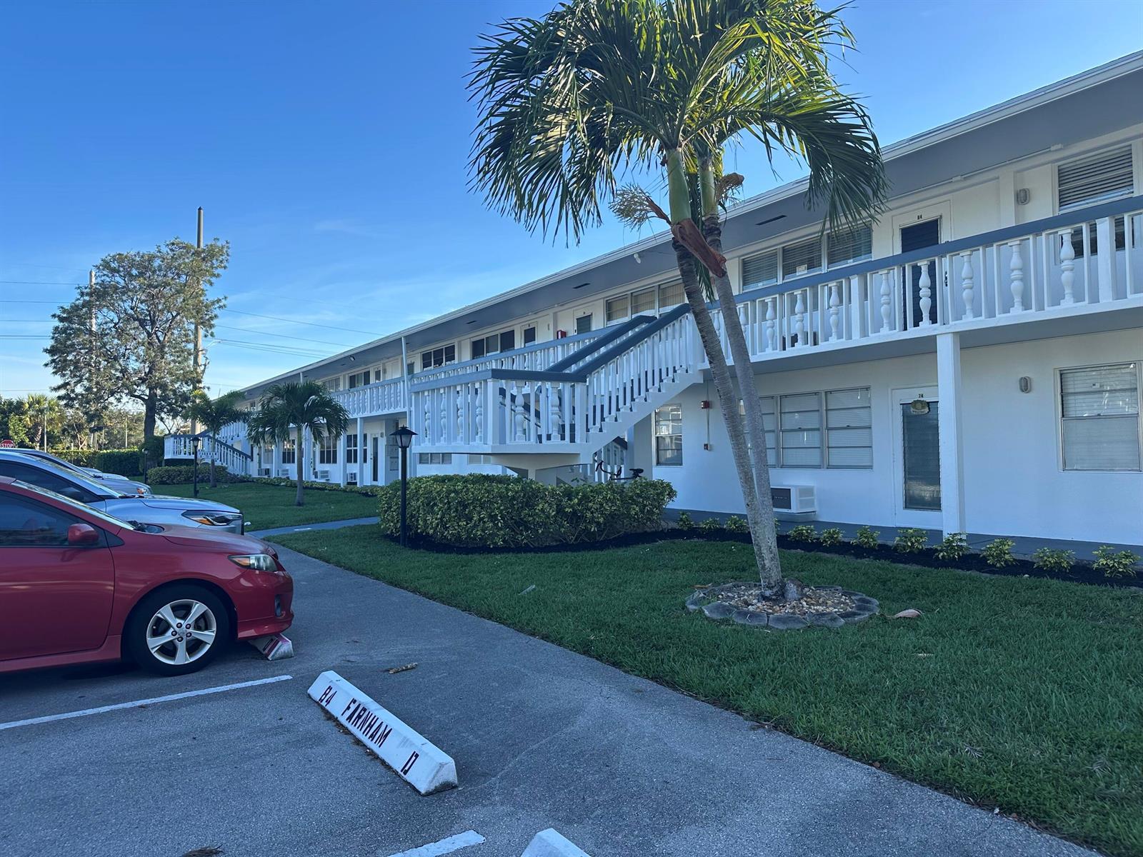 81 Farnham D # 81, Deerfield Beach FL 33442 photo 3