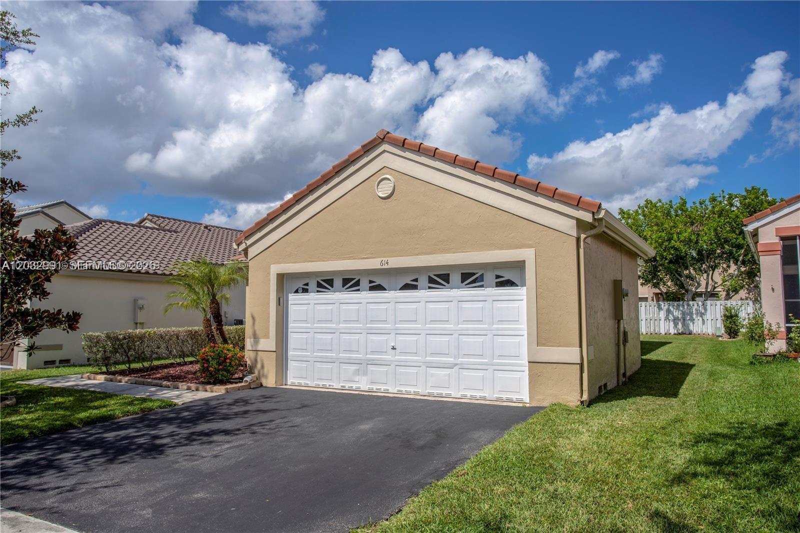 614 Stanton Ln, Weston FL 33326 photo 3