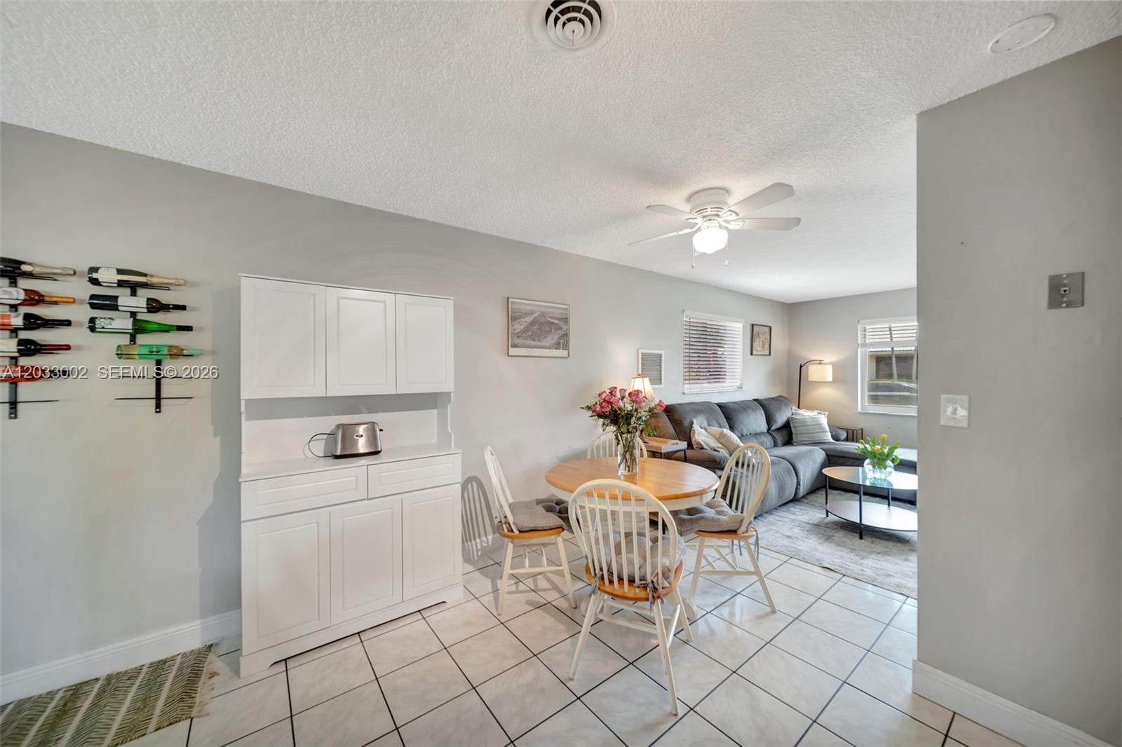 2708 NW 51st Pl, Tamarac FL 33309 photo 2
