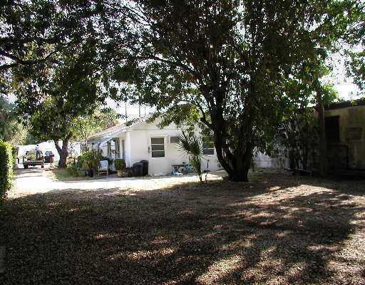 115 E Lantana Road, Lantana FL 33462