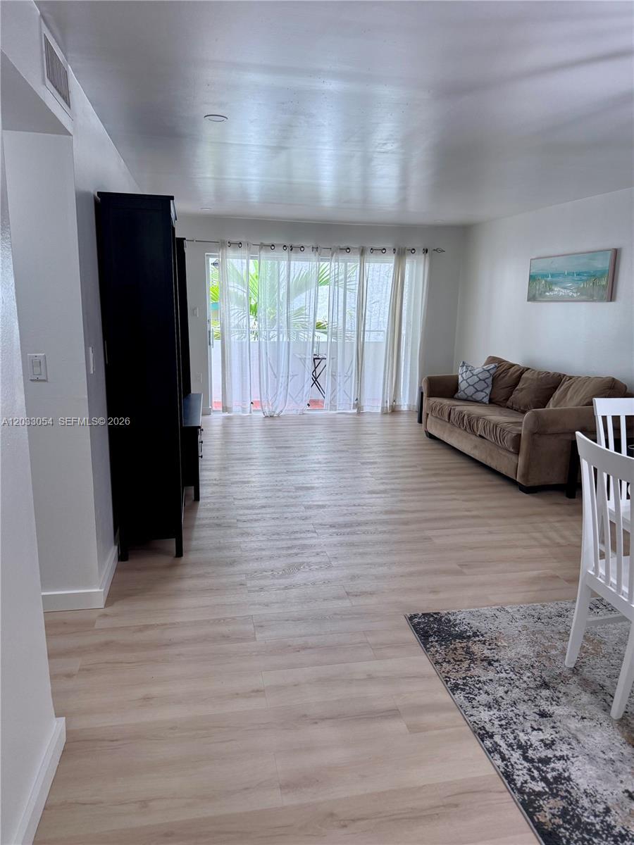 1235 Mariposa Ave # 7, Coral Gables FL 33146 photo 4