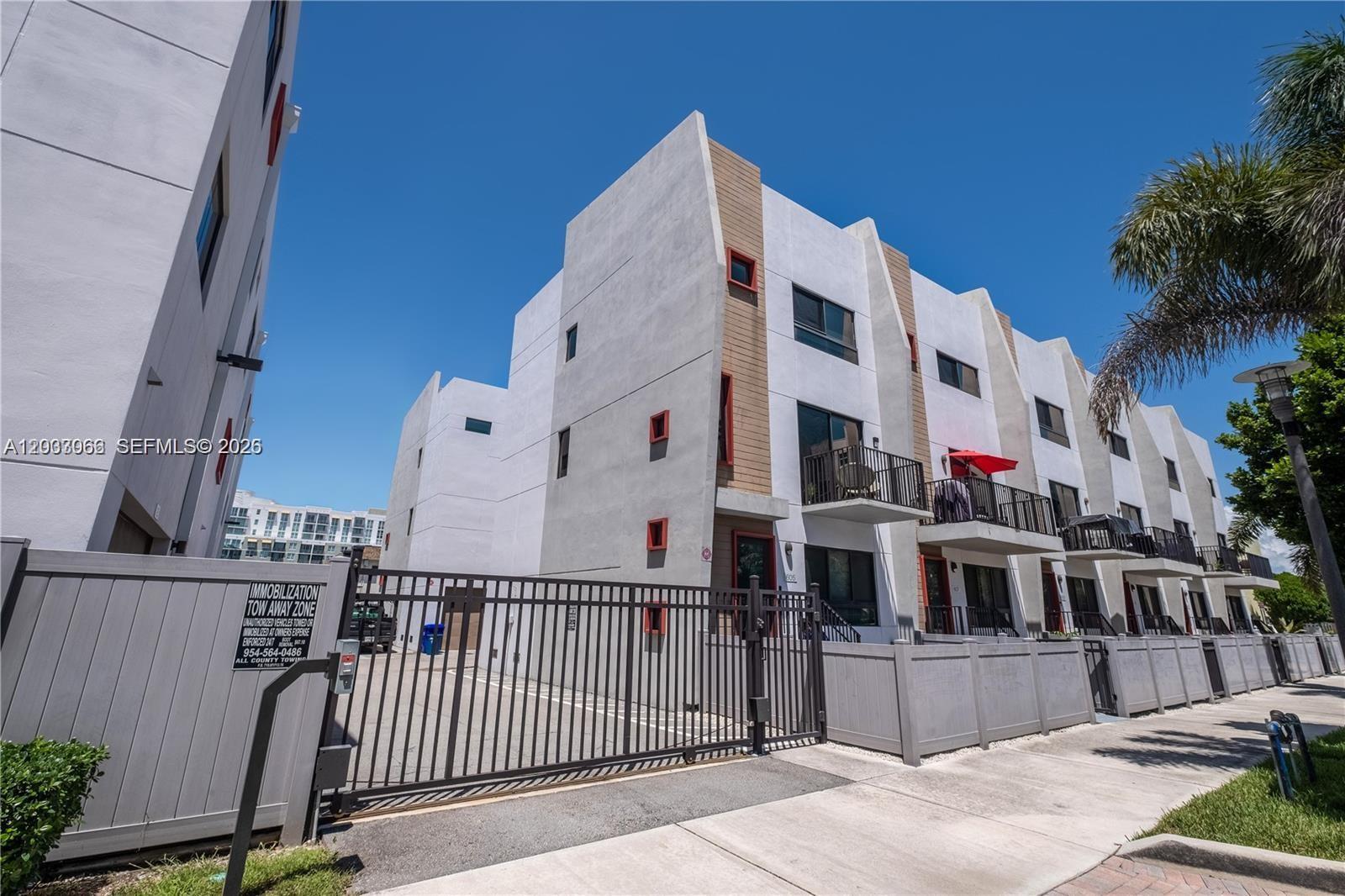 113 NE 6 St. # 1103, Fort Lauderdale FL 33304 photo 2