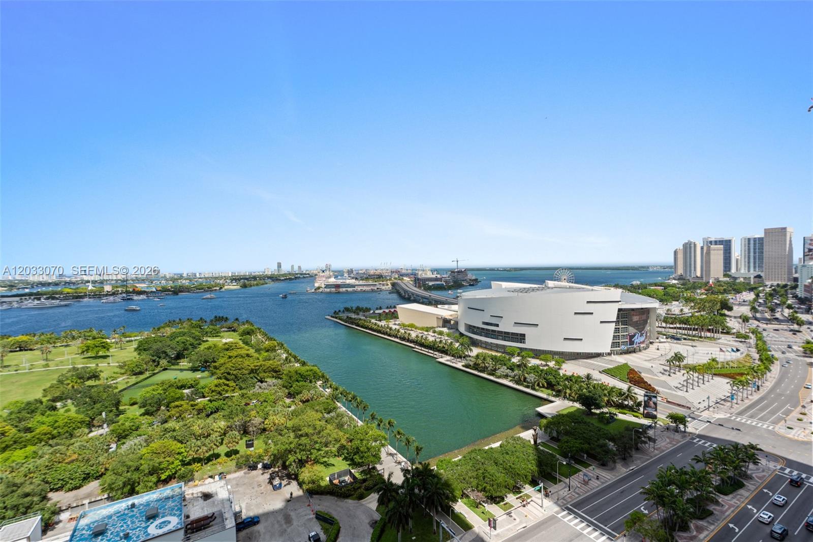 900 Biscayne Blvd # 2304, Miami FL 33132 photo 4