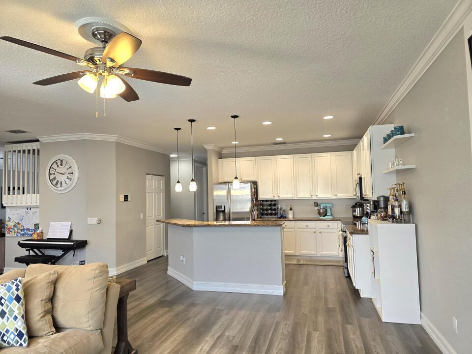 8696 Woodgrove Harbor Lane, Boynton Beach FL 33473 photo 4