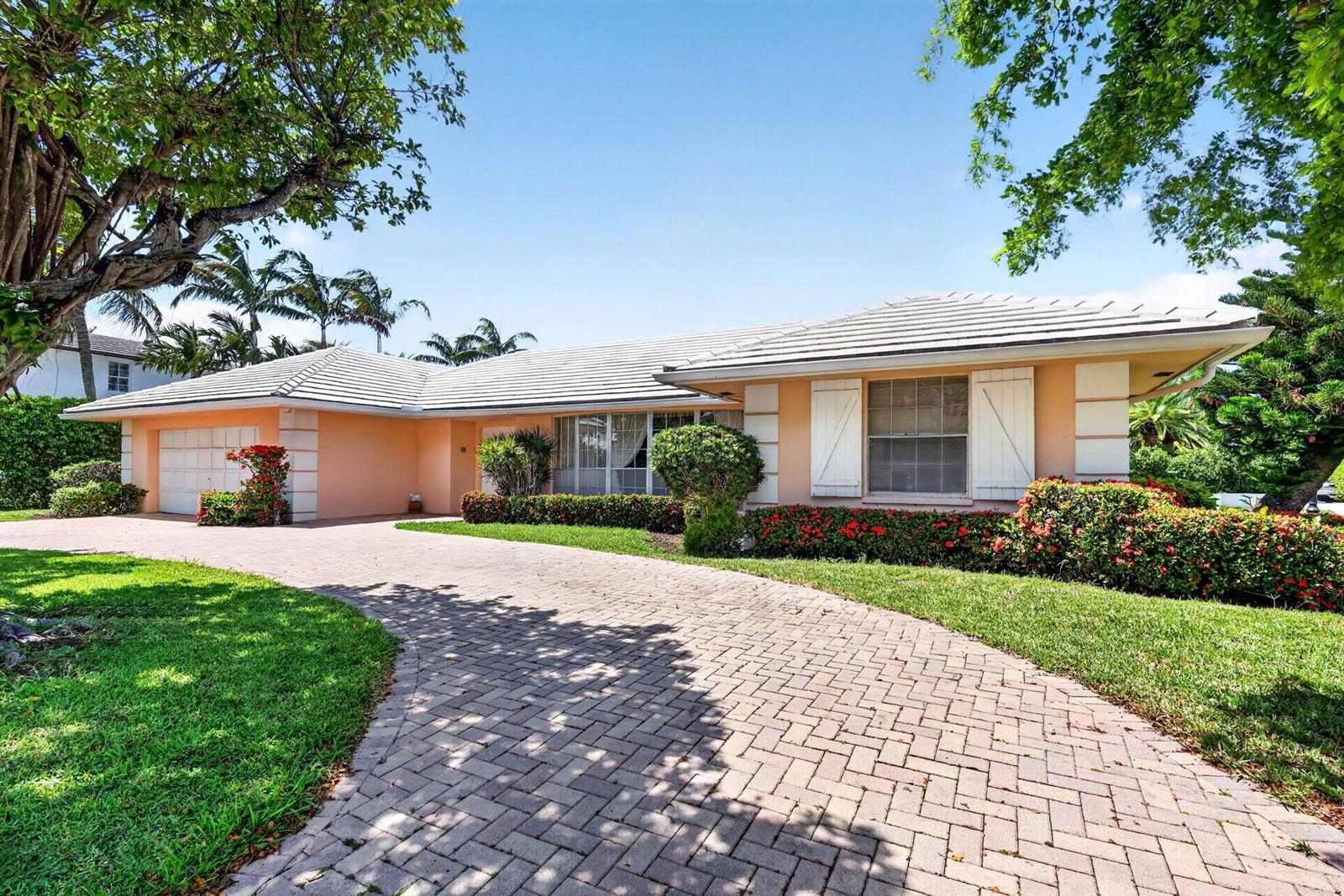 217 Plantation Road, Palm Beach FL 33480 photo 2