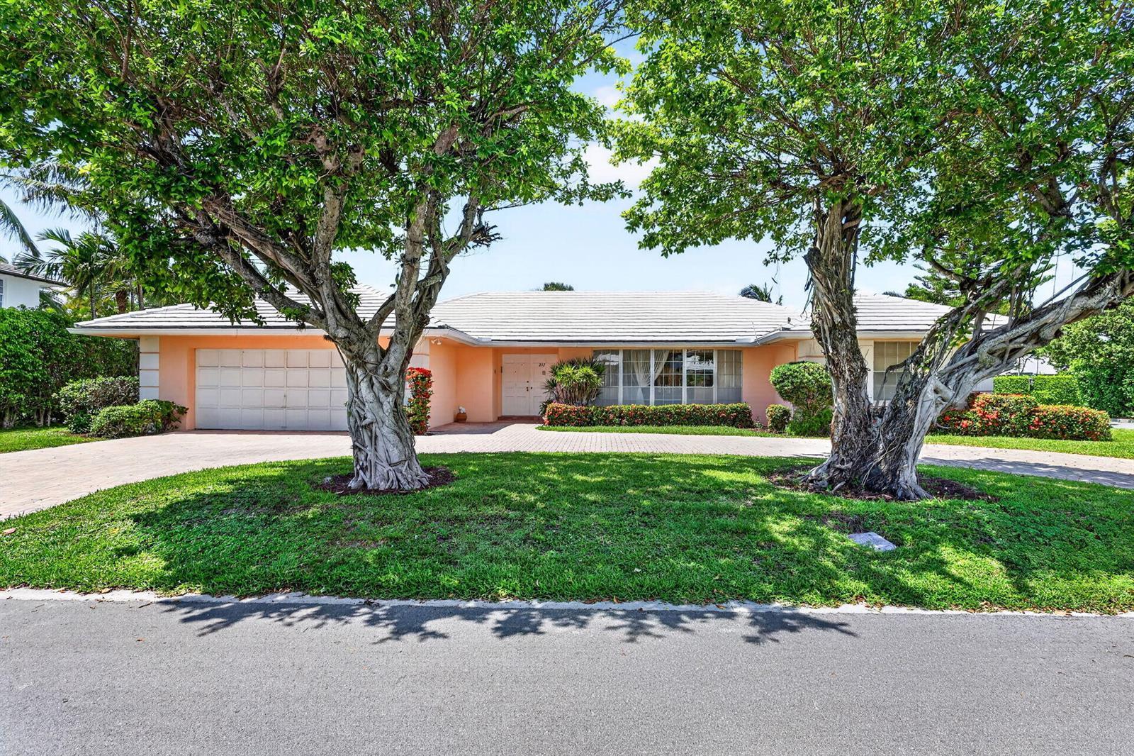 217 Plantation Road, Palm Beach FL 33480 photo 3