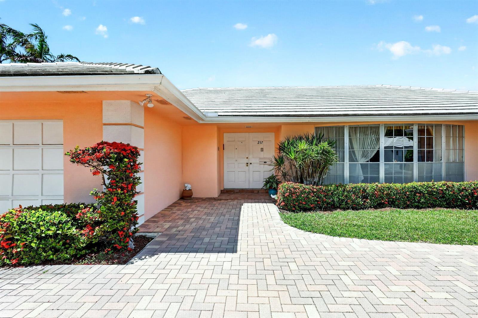 217 Plantation Road, Palm Beach FL 33480 photo 5