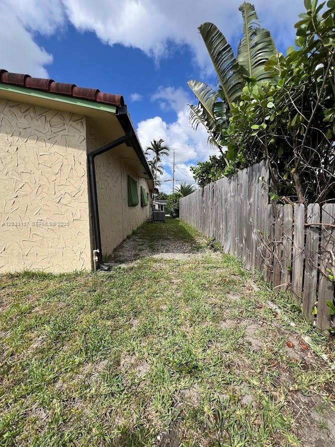 1881 NW 36th St, Oakland Park FL 33309 photo 5