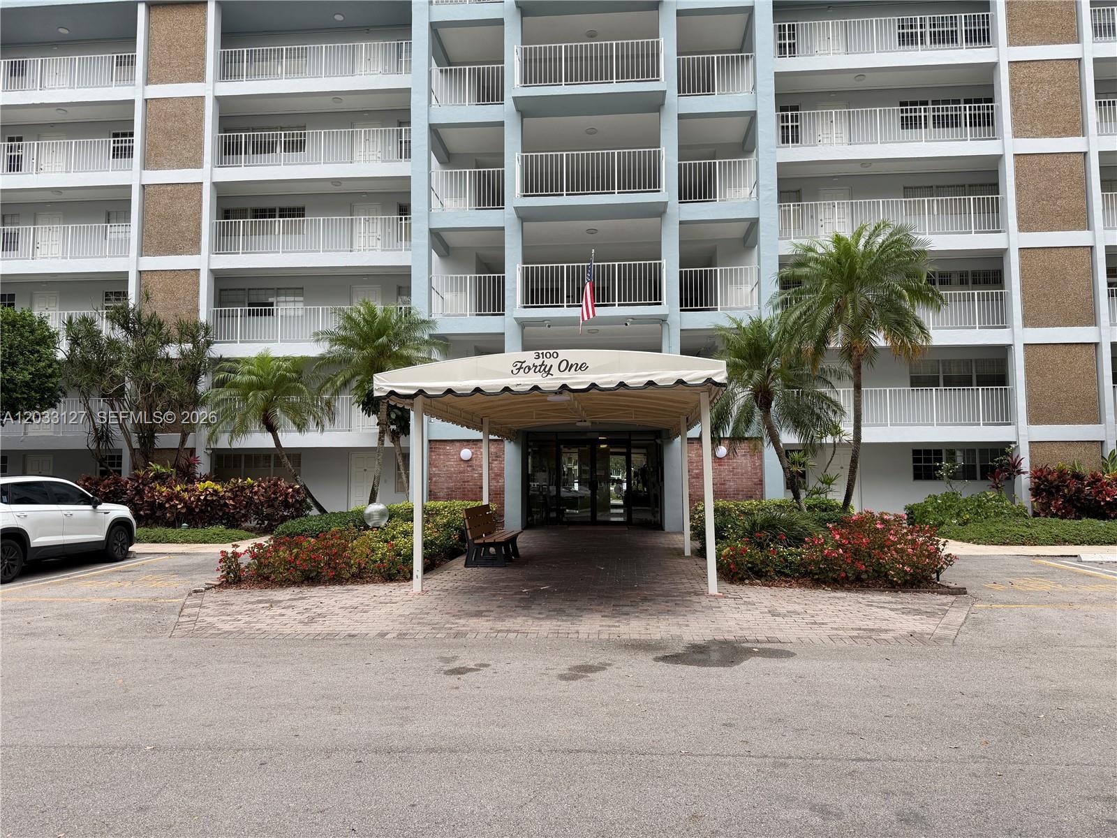 3100 N Course Ln # 208, Pompano Beach FL 33069 photo 2