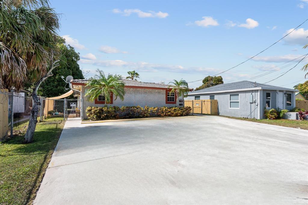 617 NW 15th Avenue, Pompano Beach FL 33069 photo 2