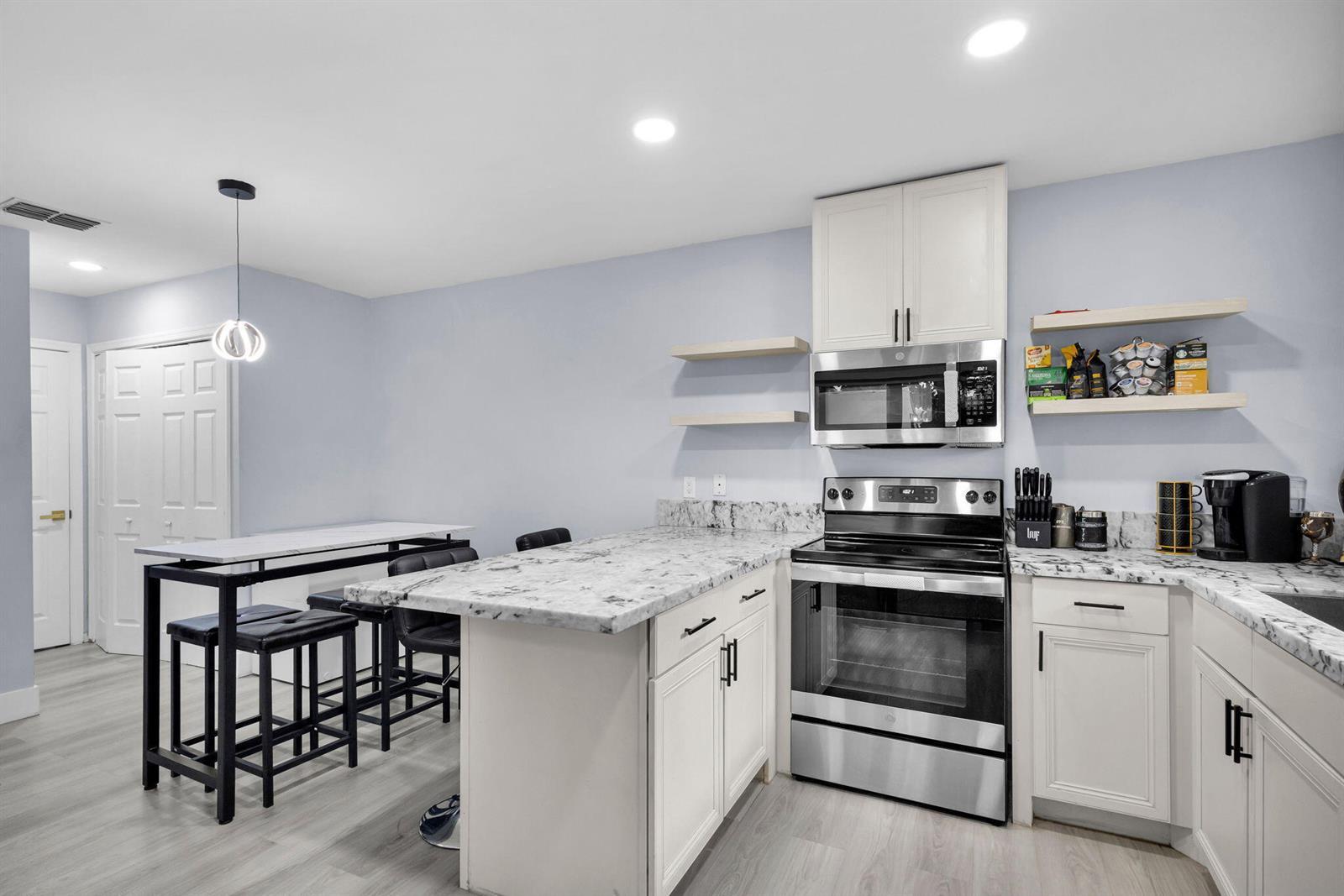 2824 Kirk Road, Lake Worth FL 33461 photo 4