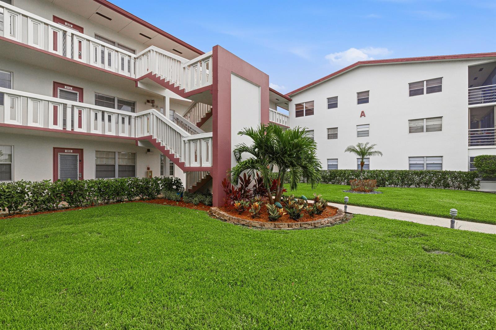 32 Fanshaw A # 32, Boca Raton FL 33434 photo 2