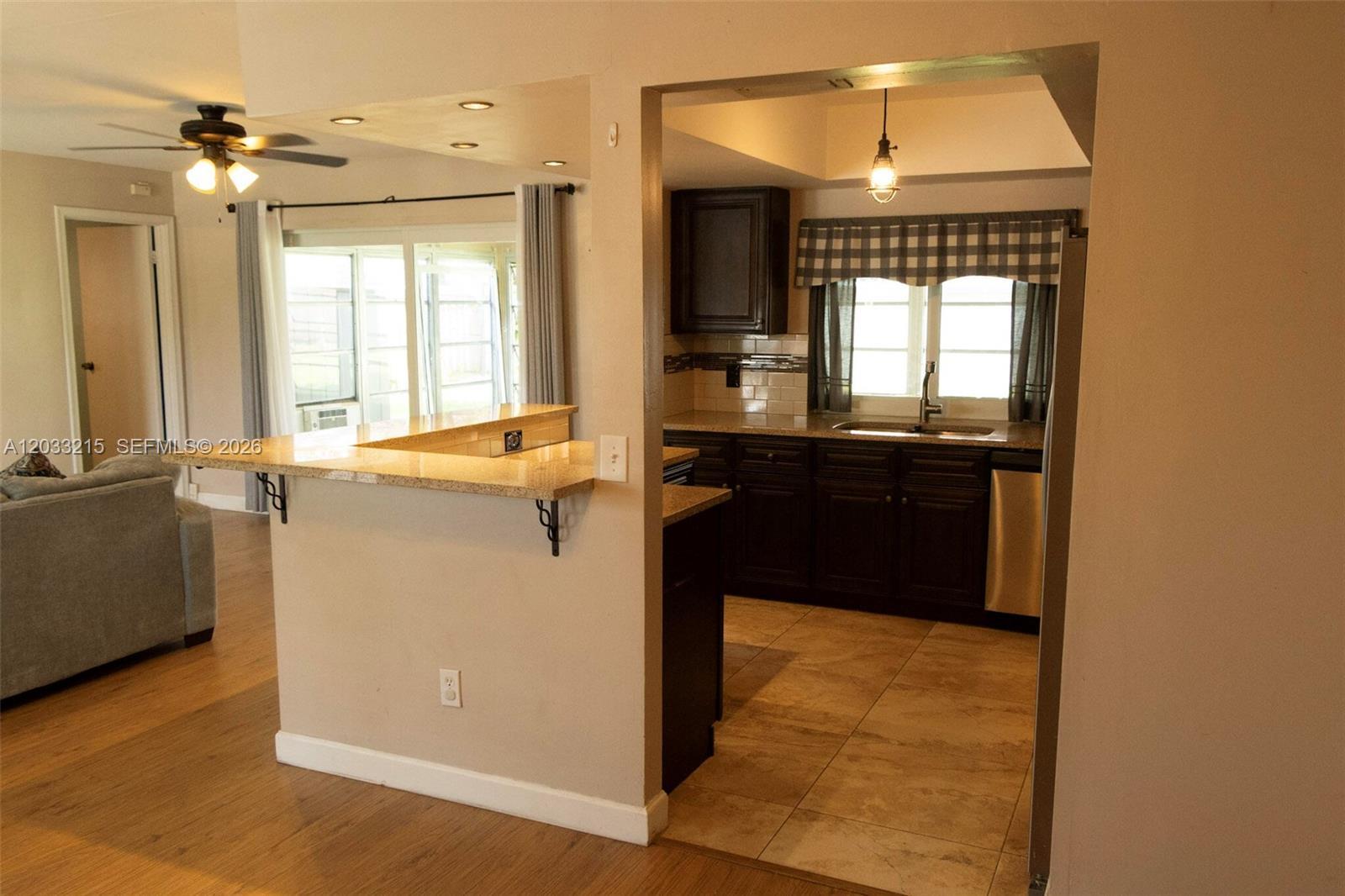 9880 NW 24th Pl, Sunrise FL 33322 photo 3