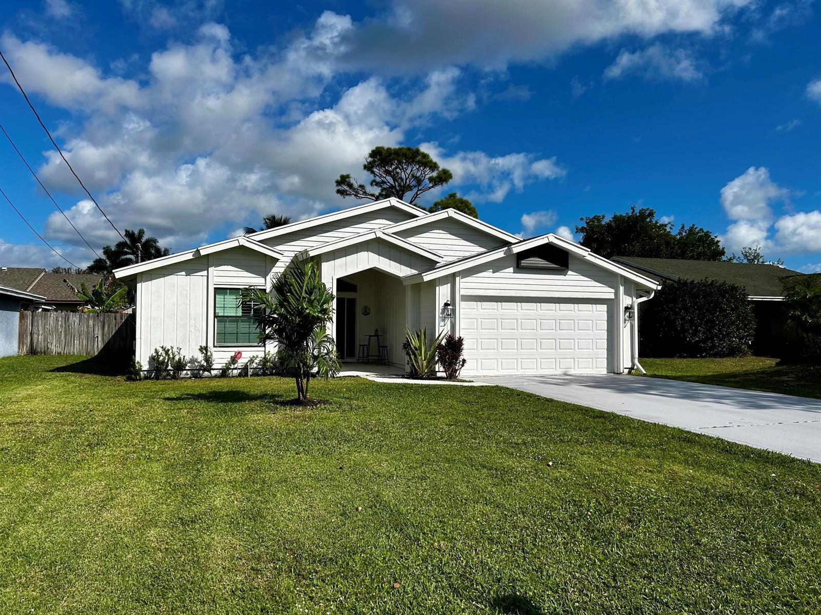 6135 Drake Street, Jupiter FL 33458