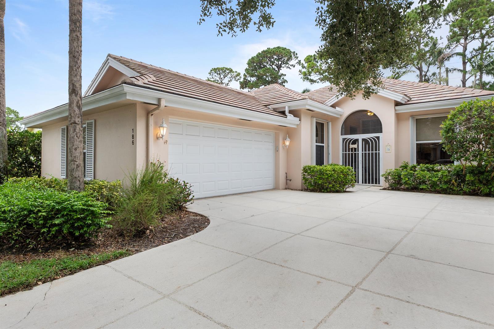 186 S Hampton Drive, Jupiter FL 33458 photo 3