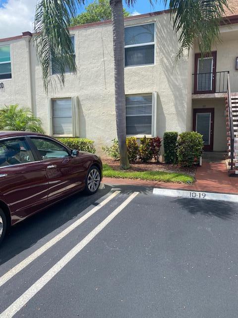 10 Willowbrook Lane # 105, Delray Beach FL 33446