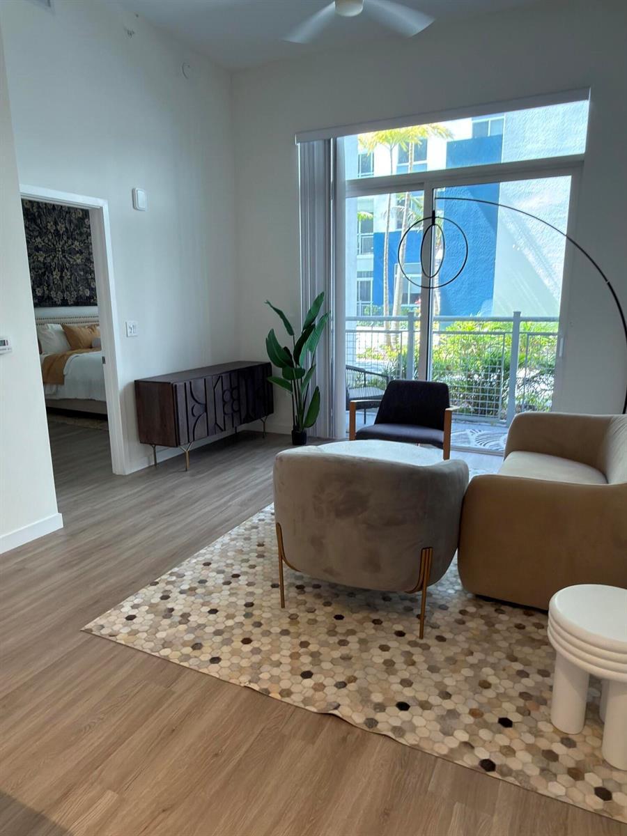 1710 N Congress Avenue, West Palm Beach FL 33409 photo 2