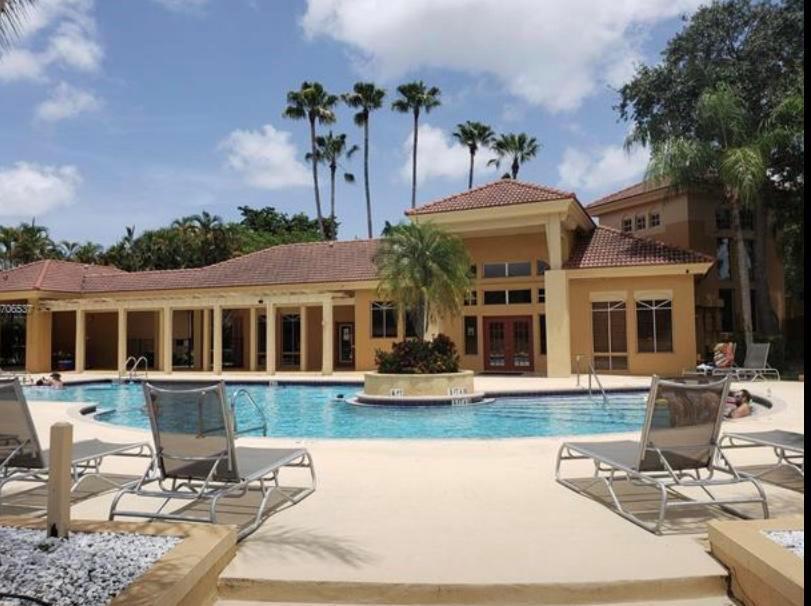 4799 Via Palm Lakes # 1617, West Palm Beach FL 33417