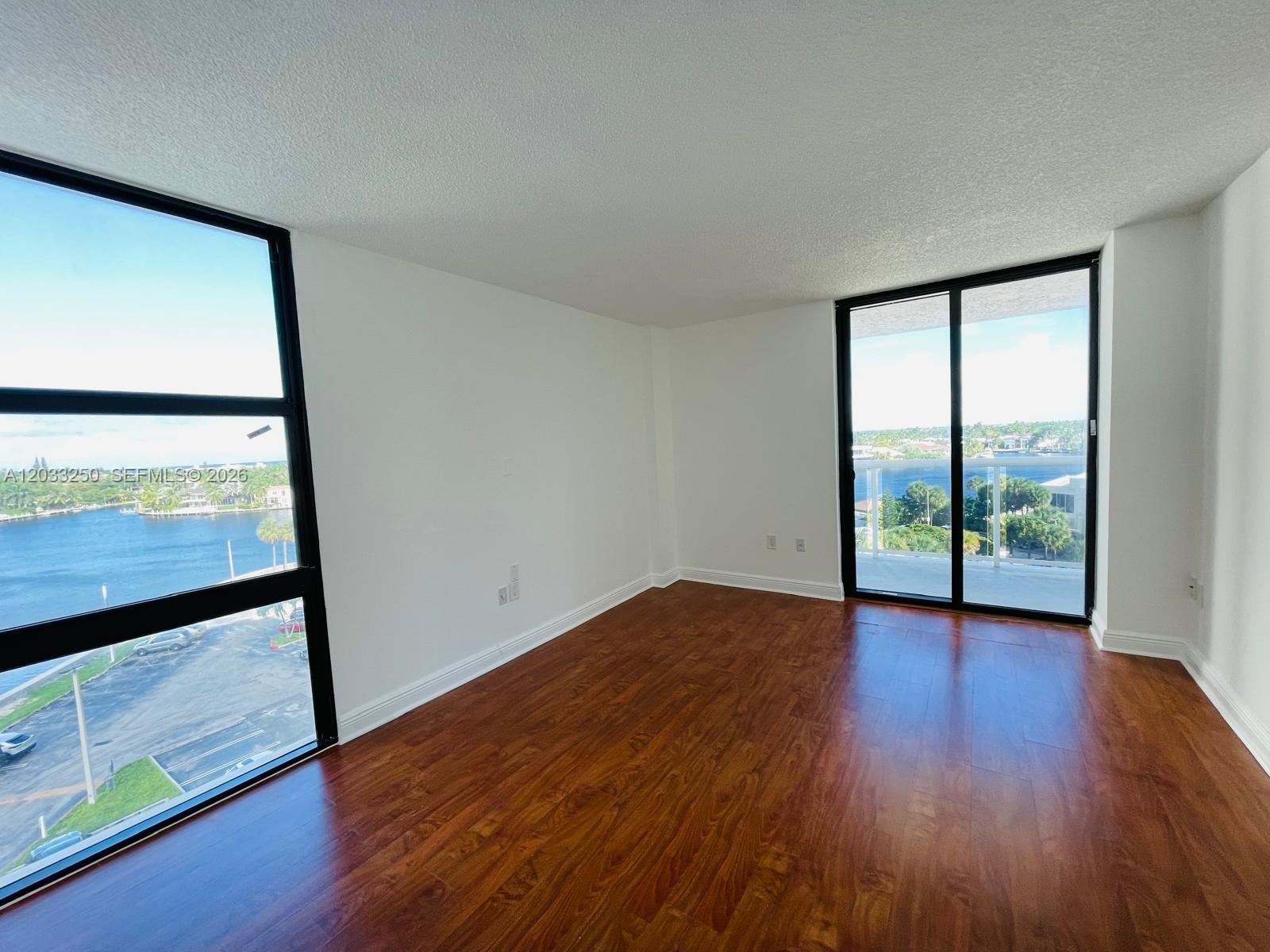 20505 E Country Club Dr # 734, Aventura FL 33180 photo 5