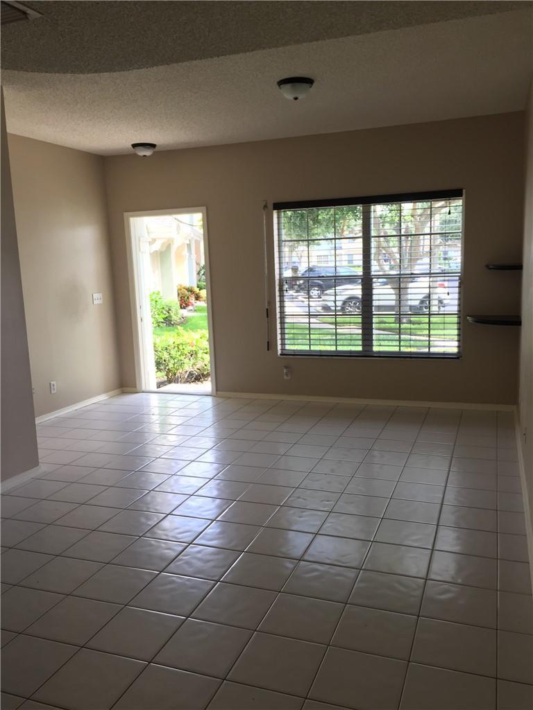 23 Whitehead Circle, Weston FL 33326 photo 2