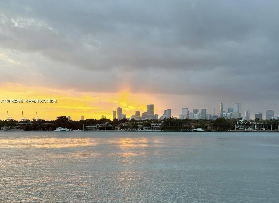 1000 West Ave, Miami Beach FL 33139 photo 2