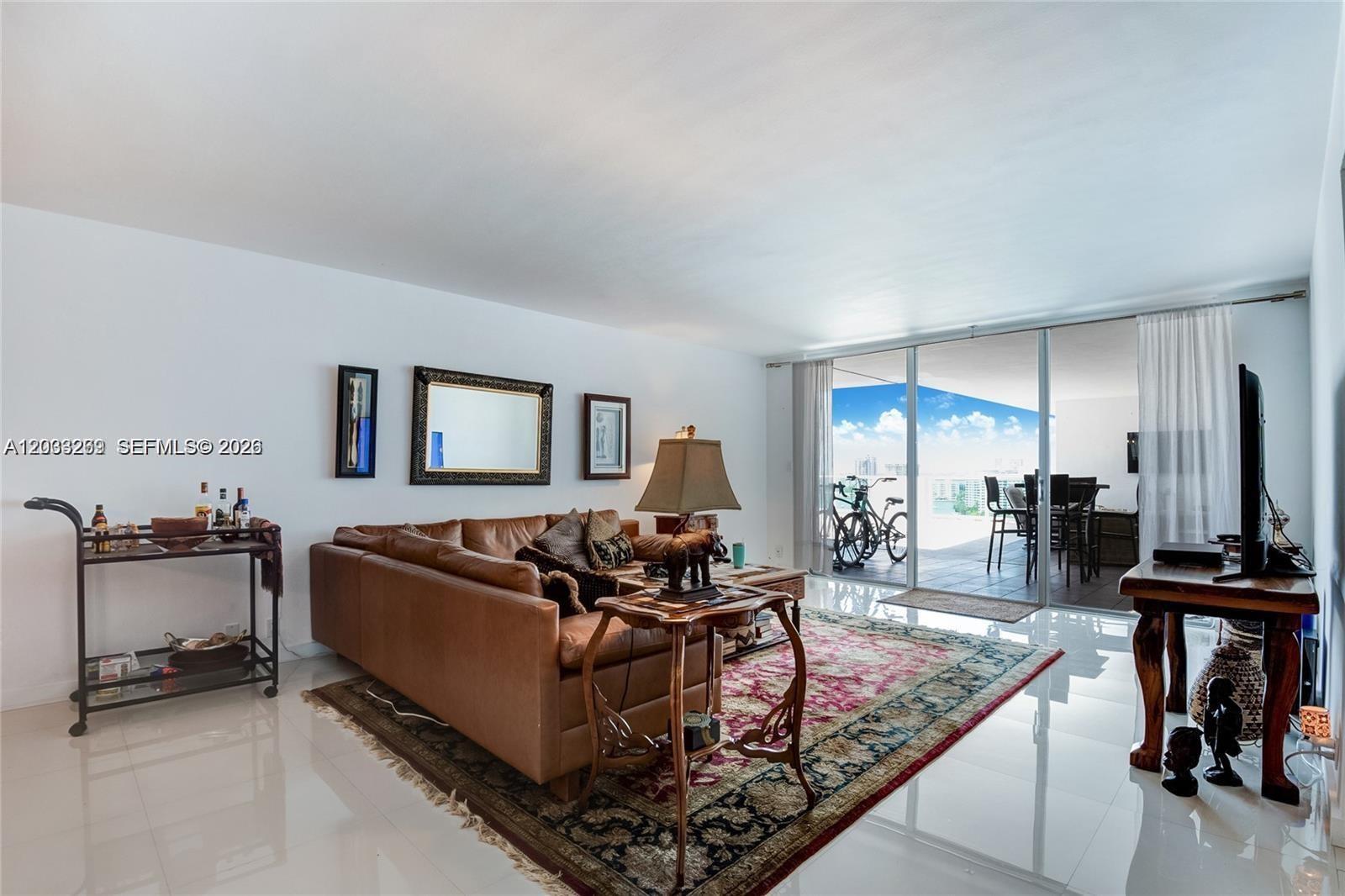 1000 West Ave, Miami Beach FL 33139 photo 4