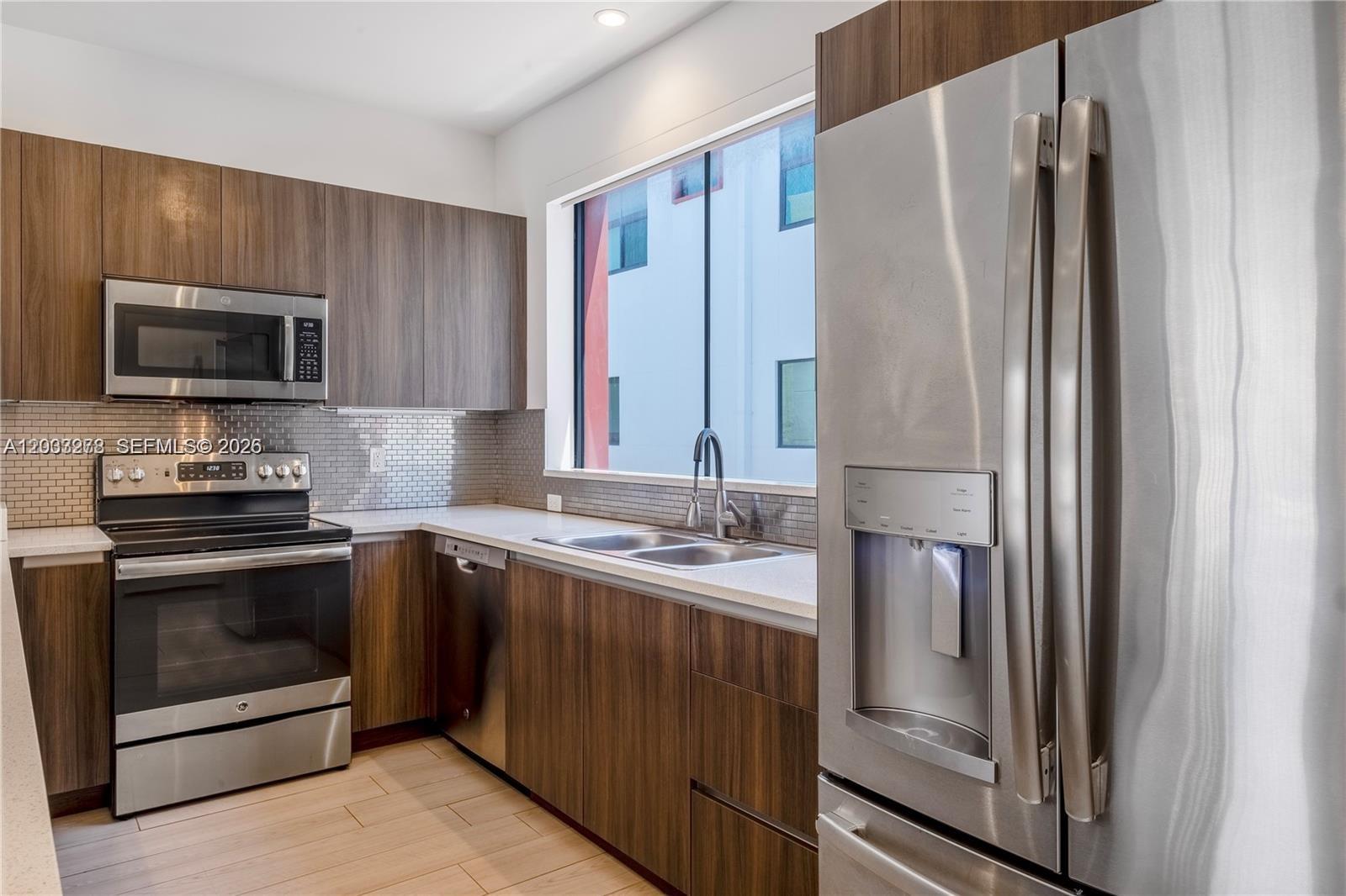 113 NE 6 St. # 2121, Fort Lauderdale FL 33304 photo 4