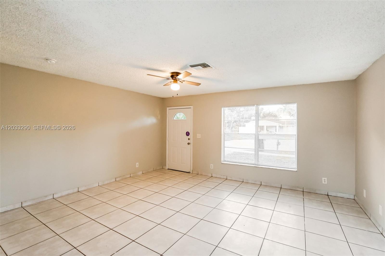 7820 SW 9th St, North Lauderdale FL 33068 photo 4