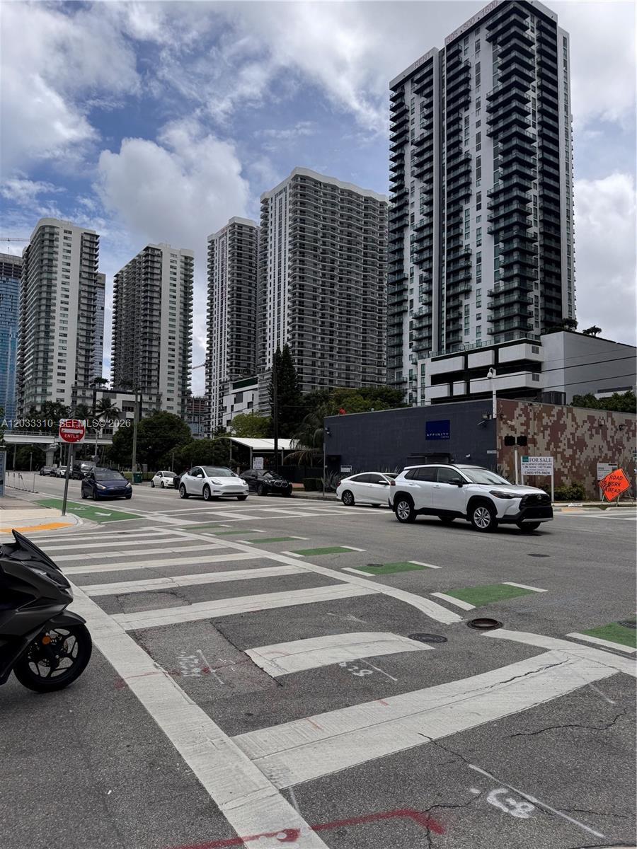 1600 NE 1st Ave # 2015, Miami FL 33132 photo 2
