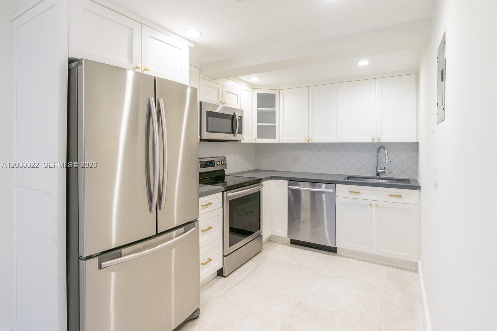 5838 SW 74 Ter # 101, South Miami FL 33143 photo 5