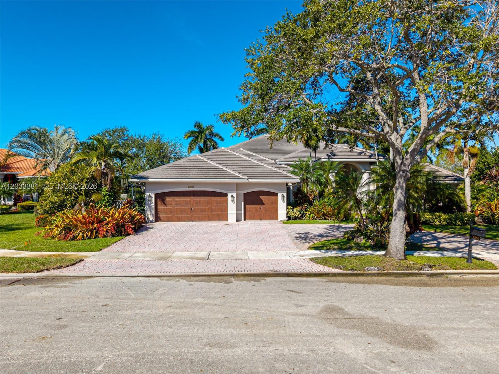 2950 Medinah, Weston FL 33332 photo 3