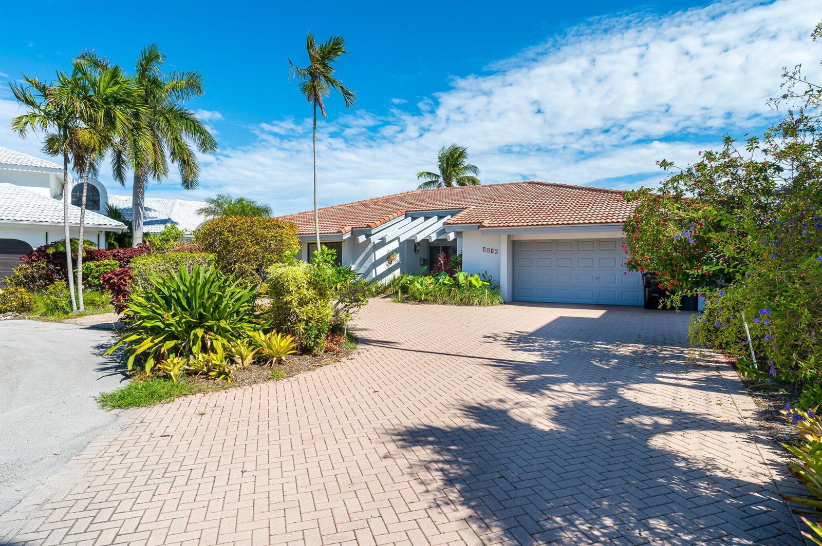 2810 NE 29th Street, Lighthouse Point FL 33064 photo 2