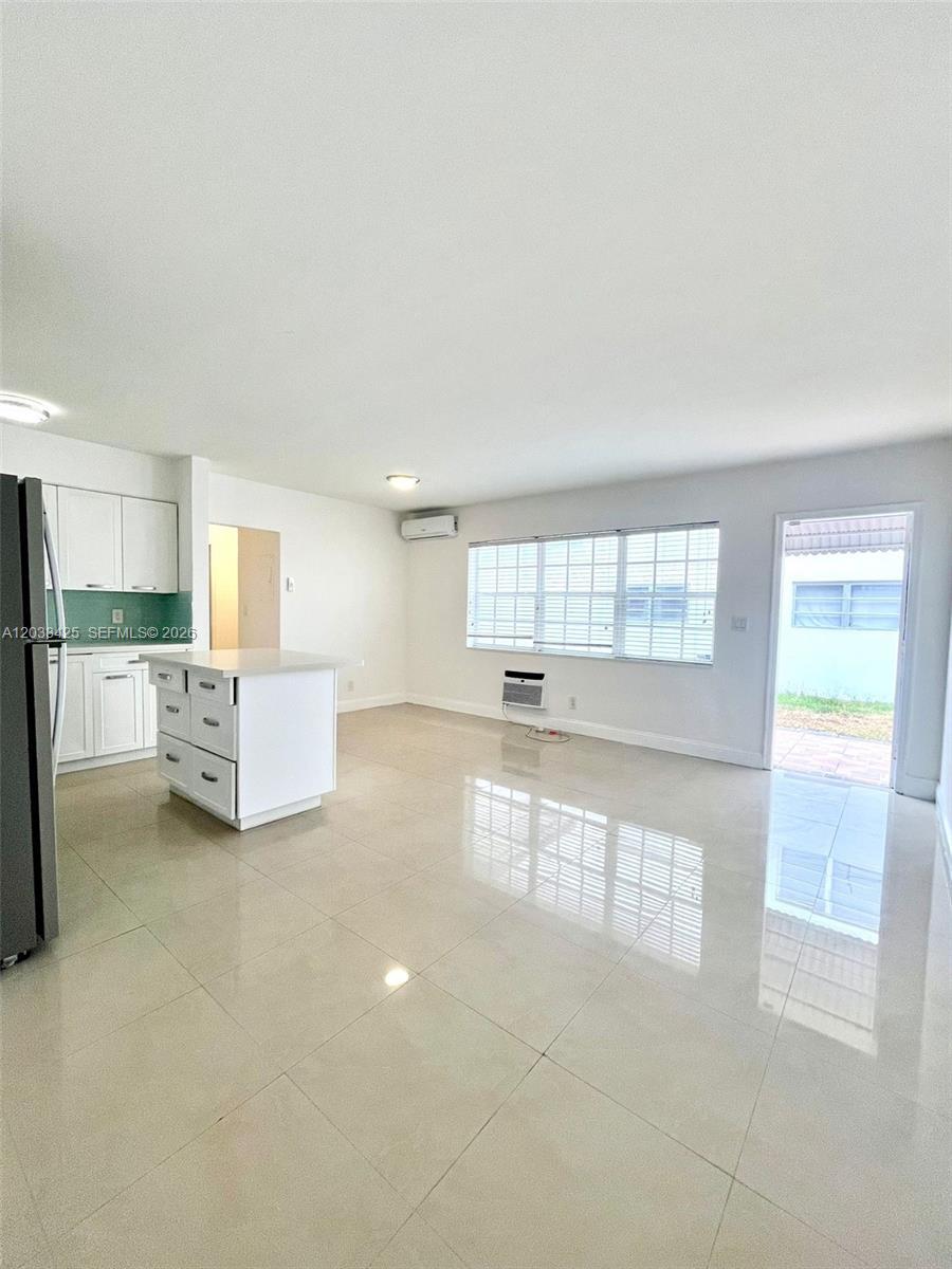 2031 Jackson St # 3, Hollywood FL 33020 photo 4