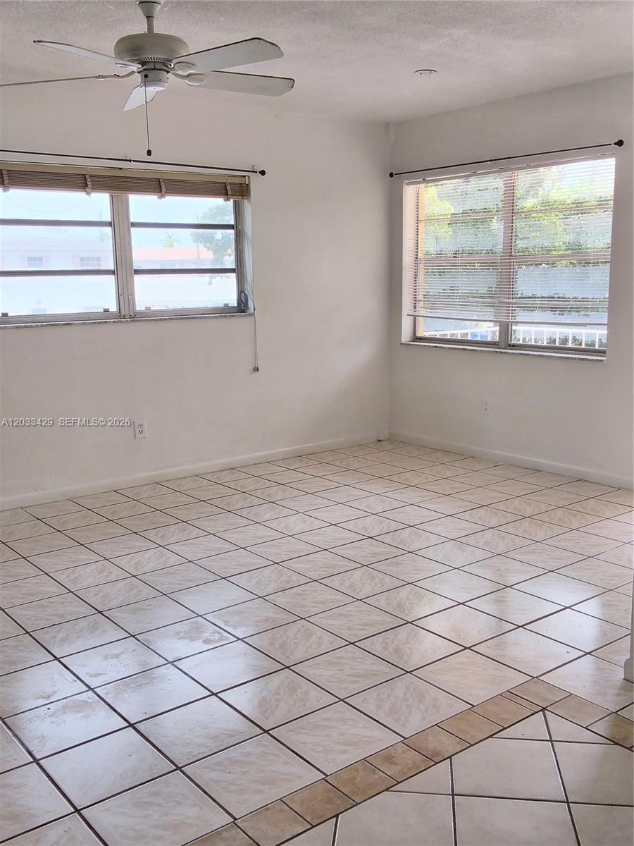 1826 Cleveland St # 8, Hollywood FL 33020 photo 2