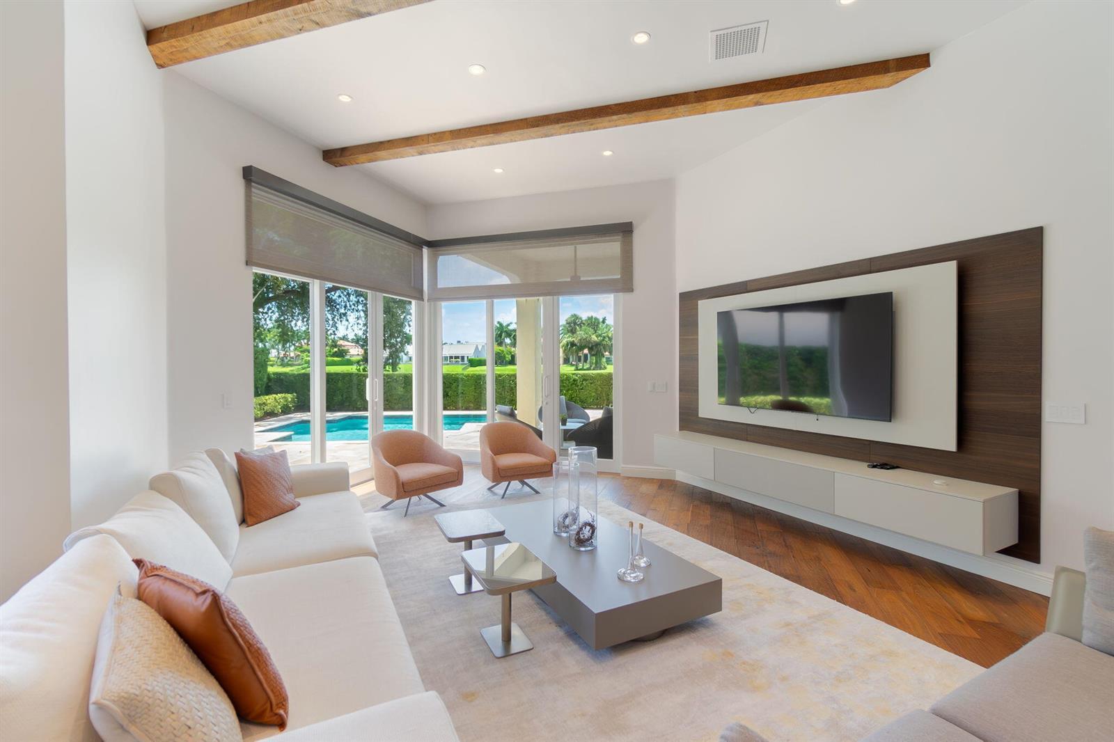 2402 Players Court, Wellington FL 33414