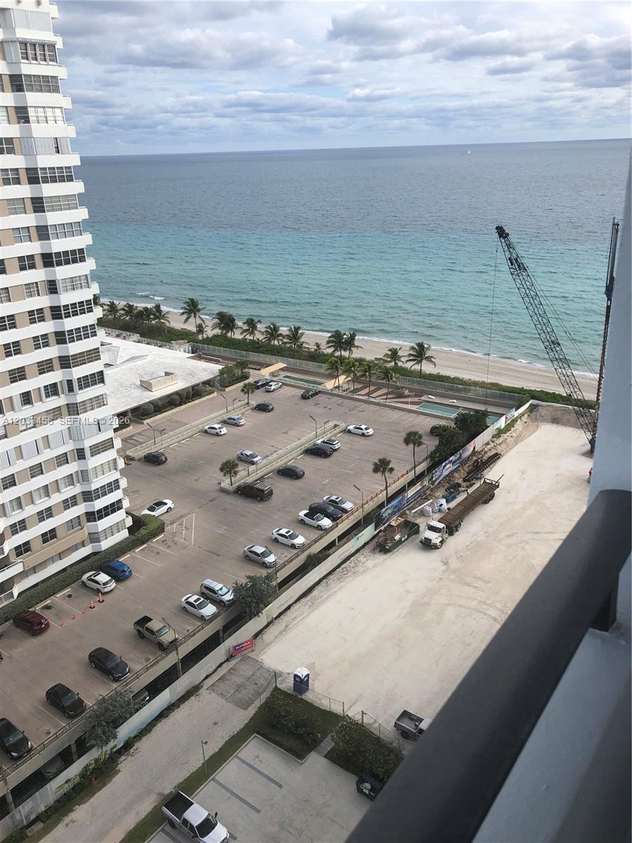 Hallandale Beach, FL 33009 photo 5