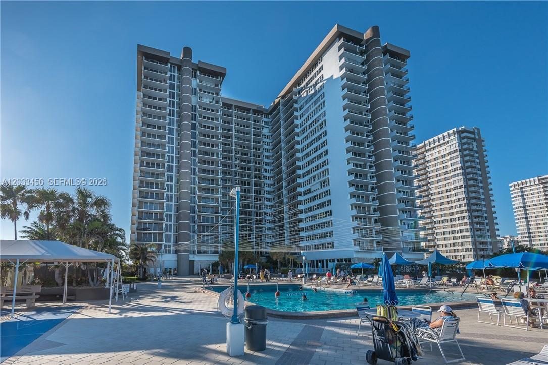 Hallandale Beach, FL 33009 photo 4