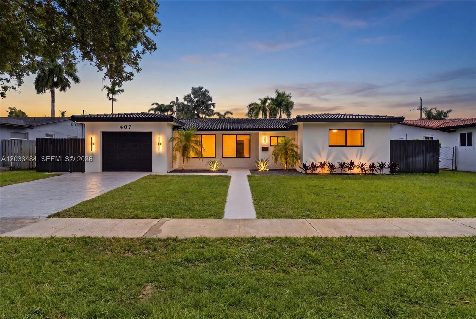 407 S Highland Dr, Hollywood FL 33021 photo 2