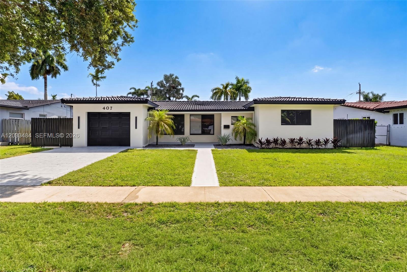 407 S Highland Dr, Hollywood FL 33021