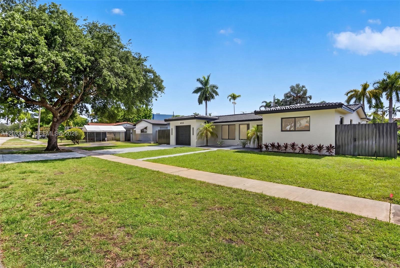 407 S Highland Dr, Hollywood FL 33021 photo 5