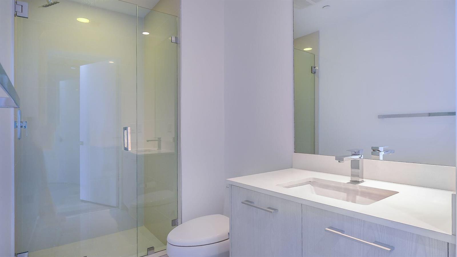 45 SW 9th Street # 2502, Miami FL 33130 photo 2