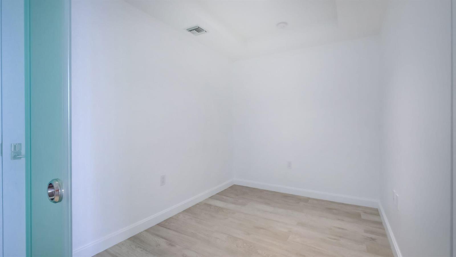 45 SW 9th Street # 2502, Miami FL 33130 photo 4