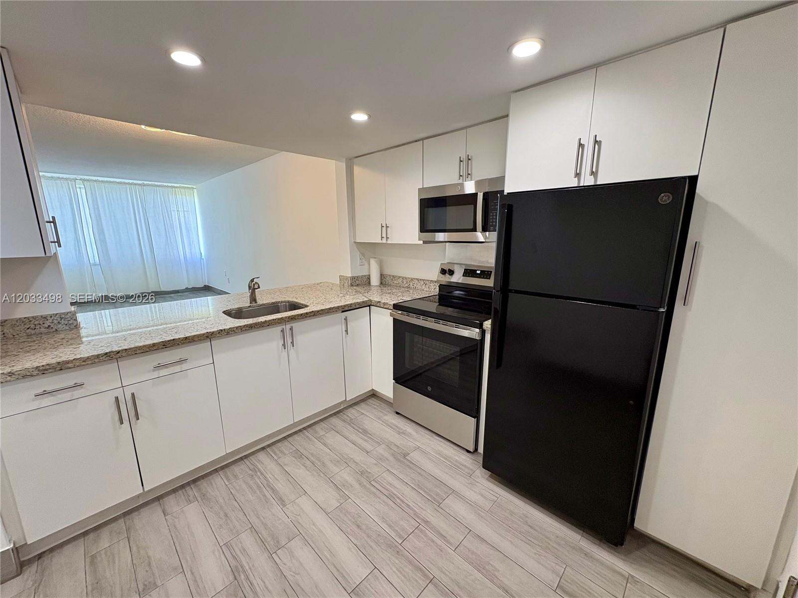 Miami, FL 33179 photo 5