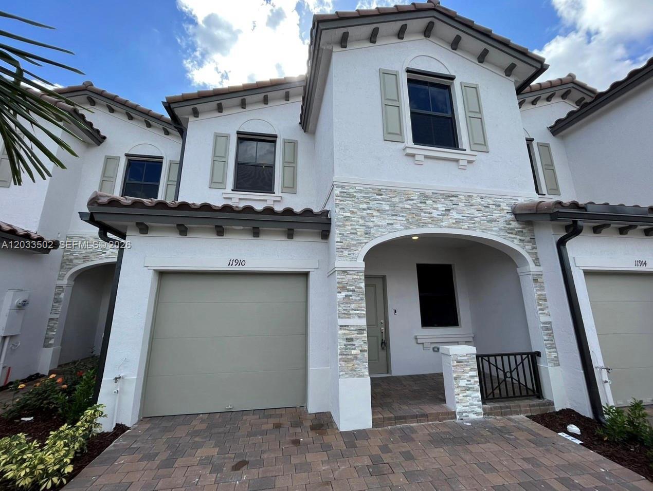 11910 SW 245 Terr # 11910, Homestead FL 33032 photo 2